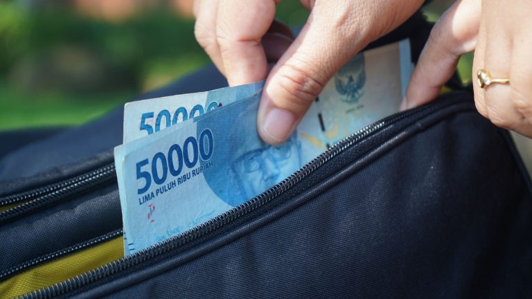 Buruan Disimak! Tips Penting Mengelola Keuangan untuk Bisnis Online