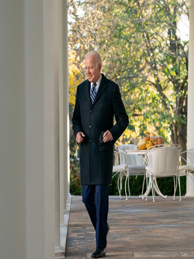 How Do You Qualify for Student Loan Forgivenes