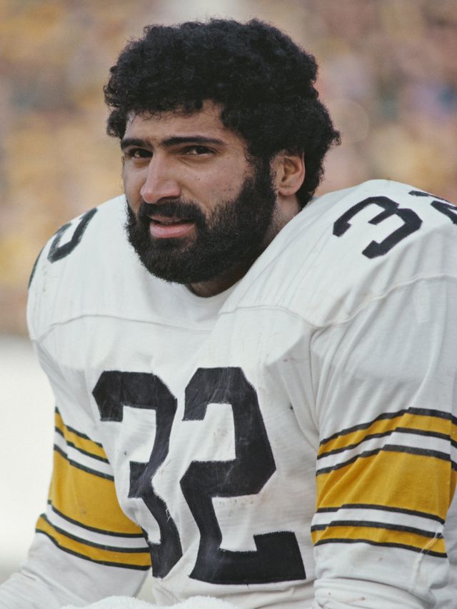 Pittsburgh Steelers Retire Franco Harris’ No. 32 Jersey