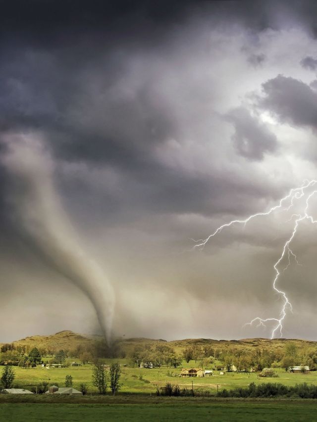 Severe Dallas Weather Sweeps Through Fort Worth; Tornado Reported