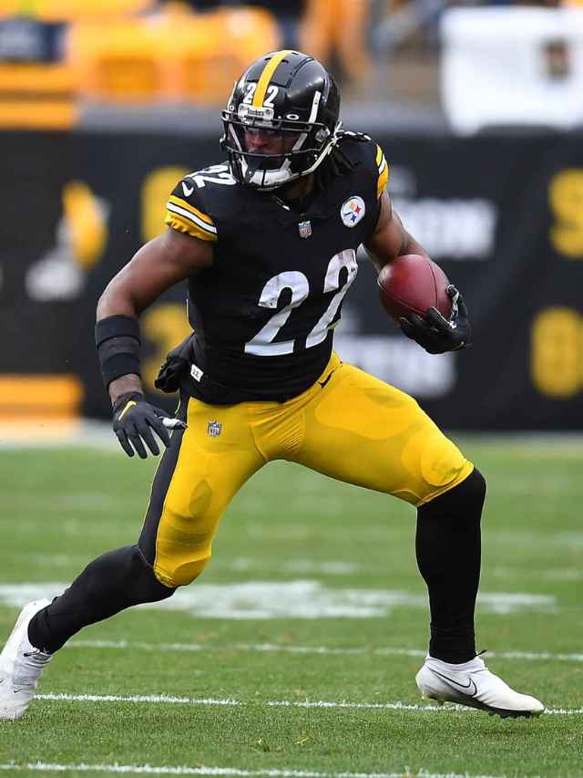 Loss to Patriots, Steelers’ Playoff Hopes Take Another Hit