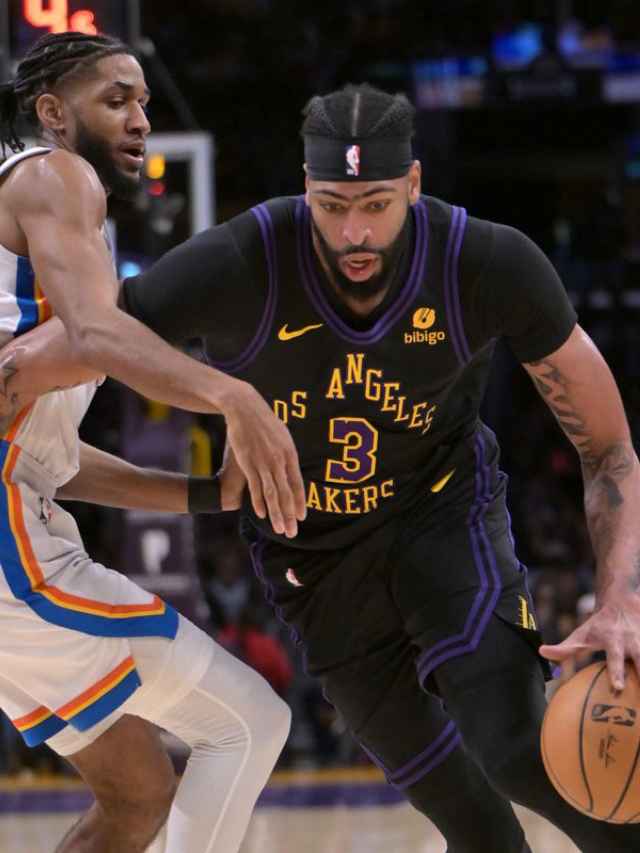 Anthony Davis Leads LA Lakers Past OKC